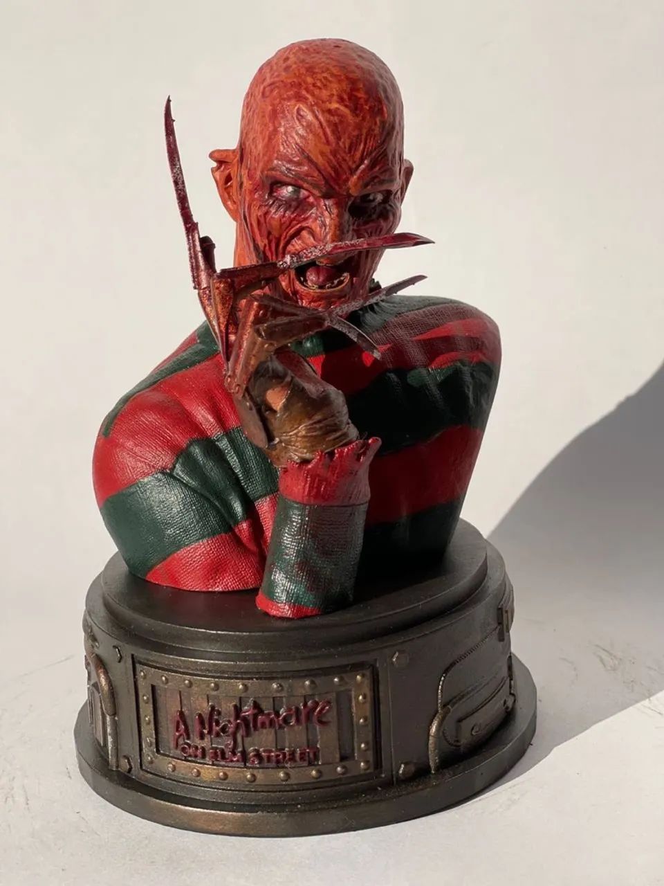 Busto Freddy Krueger - A Hora do Pesadelo - Foto 4