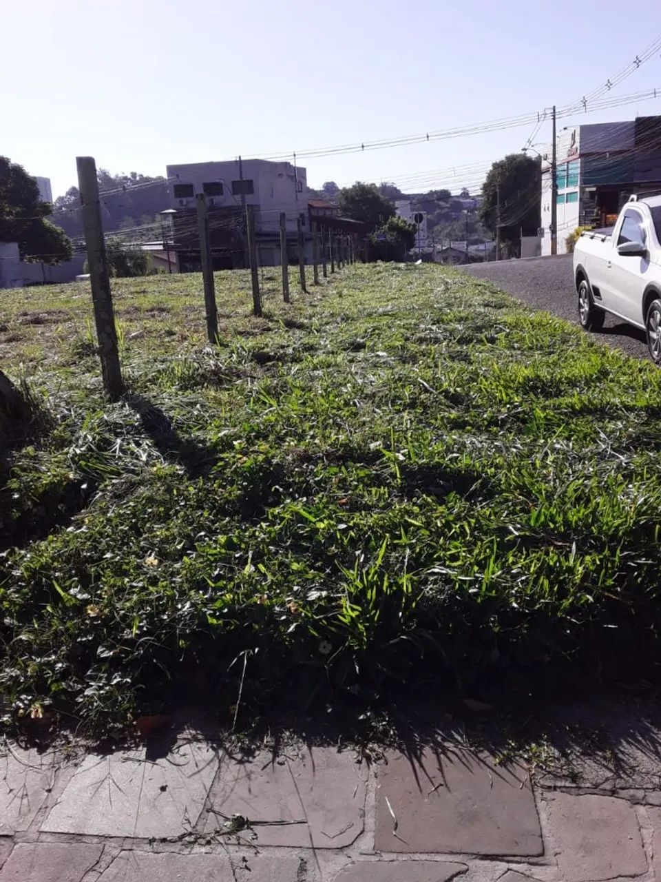 Ótimo terreno de esquina, próprio para comércio ou indústria.  - Foto 2