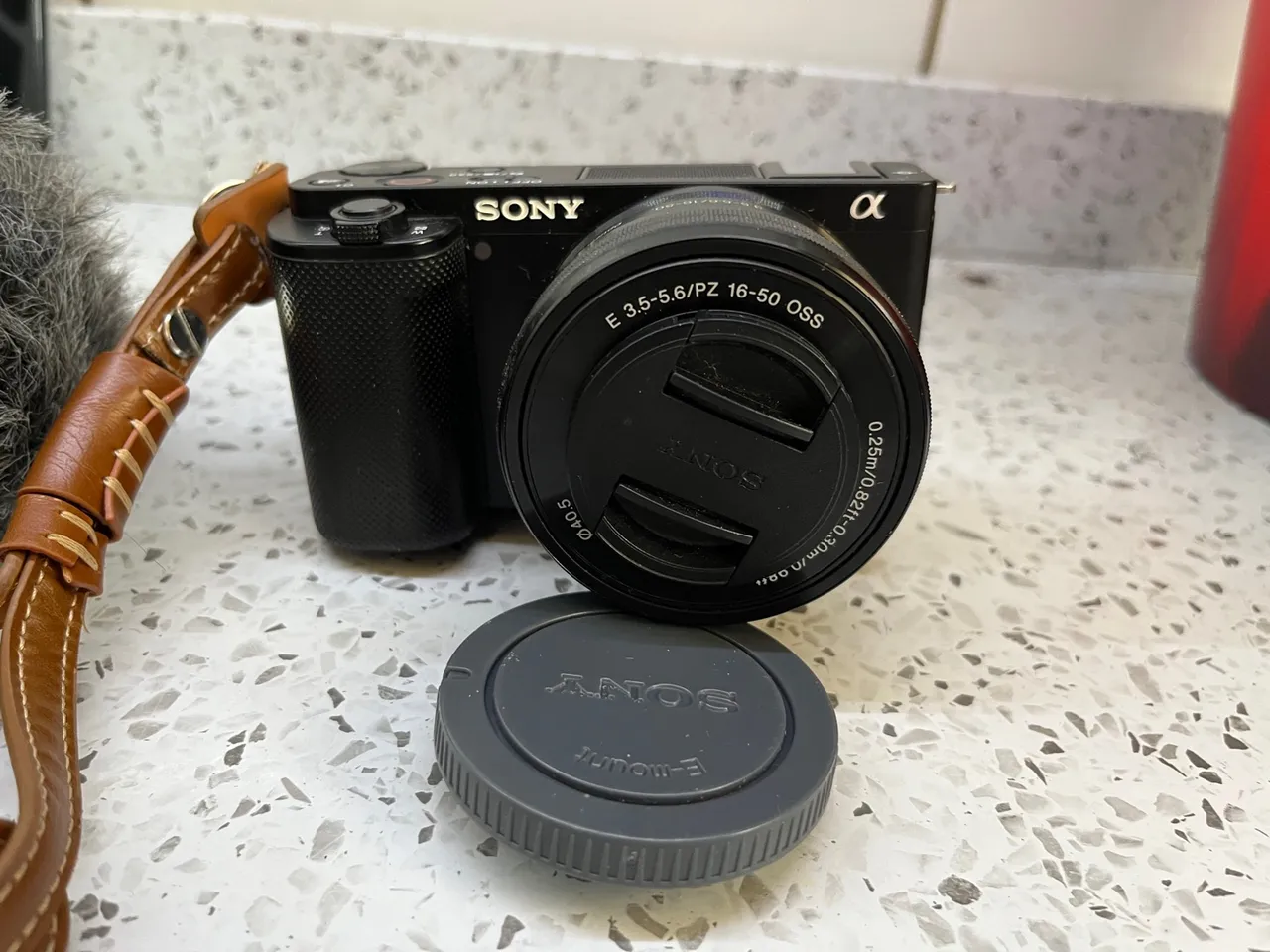 Kit Completo de Produção de Vídeo - Sony ZV-E10 + Acessórios