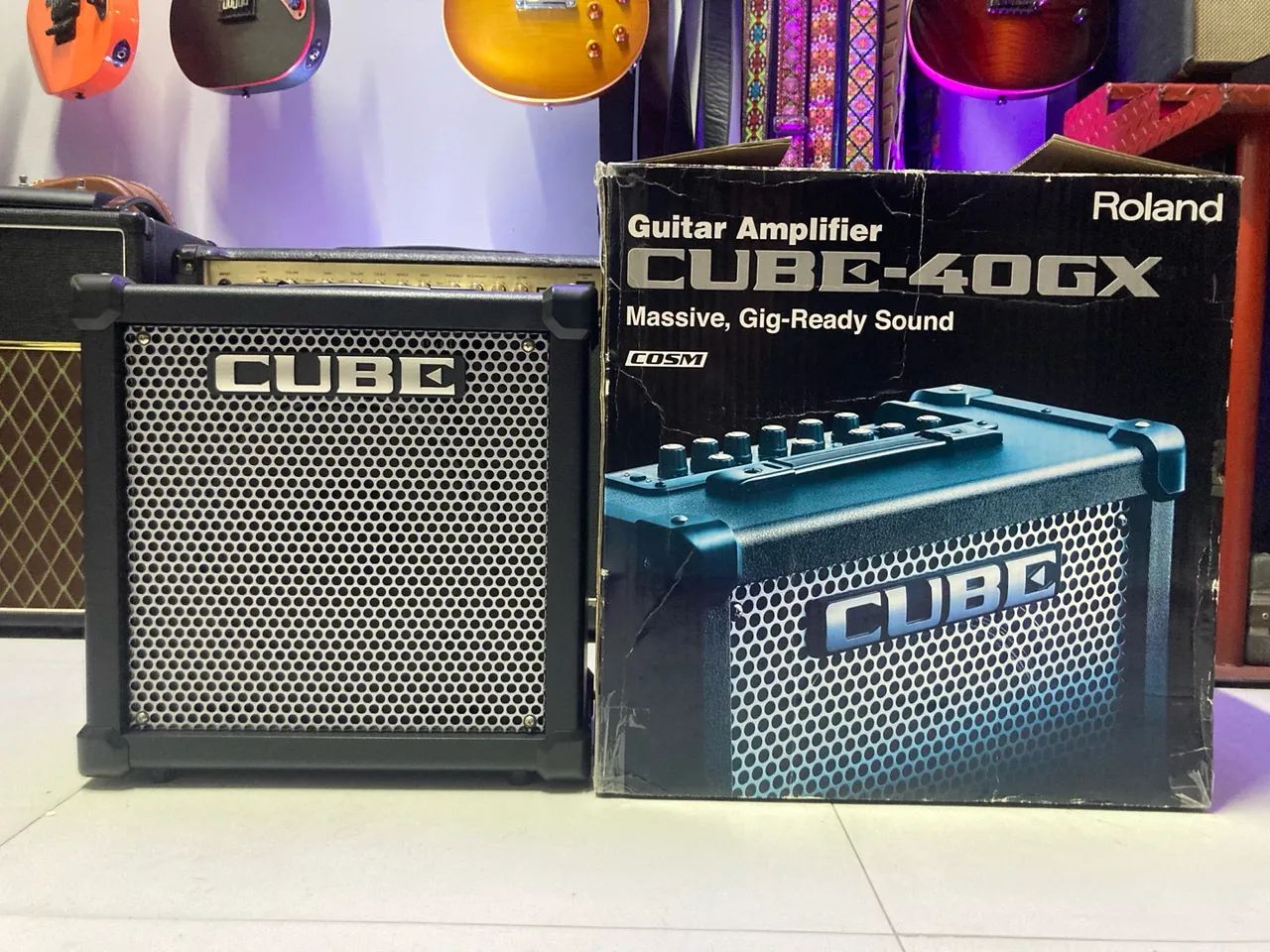 Amplificador Roland Cube-40GX Guitarra - Foto 2