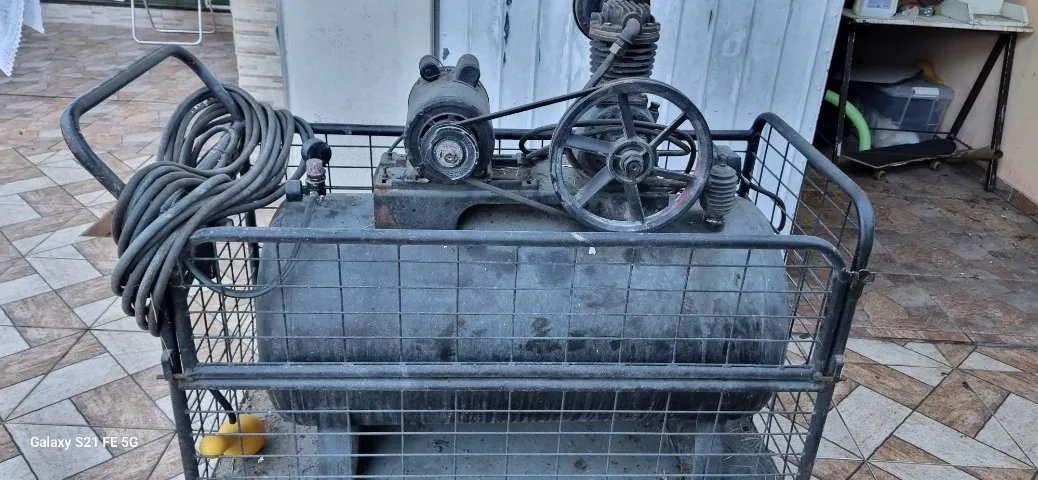 Compressor de ar grande revisado