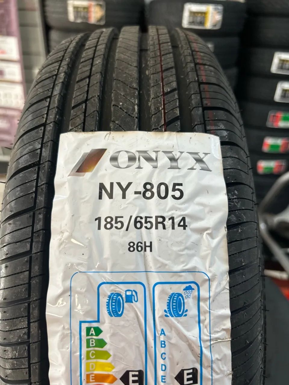 Pneu Onyx NY-805 185/65R14 86H - Peças para carros, vans e