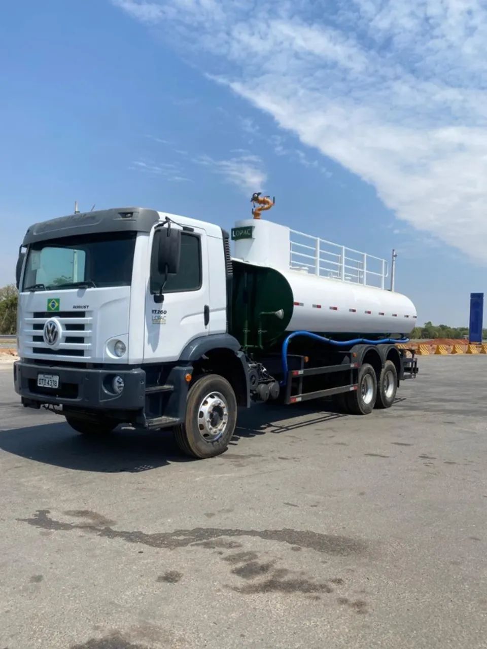 Tanque Pipa 16.000L seminovo - VW 17.260 ano 19/20 com 73.999 km.