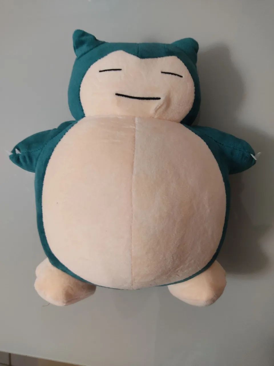 Pokémon Snorlax de pelúcia 27cm
