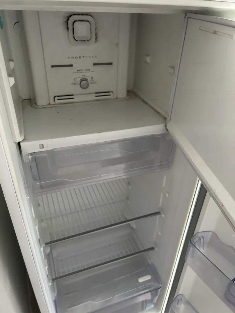 Geladeira frost free Electrolux  RFE39 - Foto 4