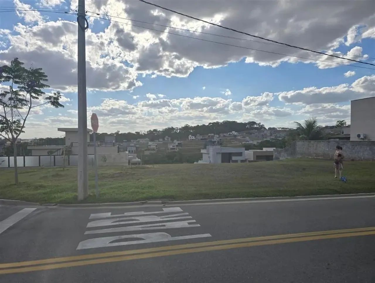 Lote venda em condomínio fechado segurança , lazer e tranquilidade para você e sua família - Foto 5