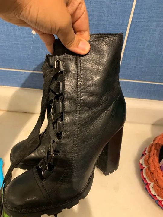 Bota preta de cano alto - Foto 3