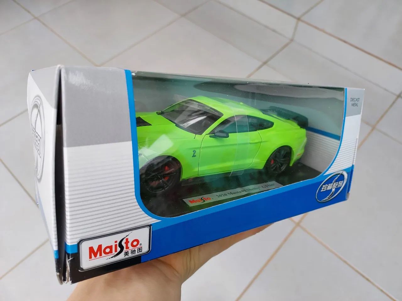 Mustang gt500 1:24 verde - Foto 3