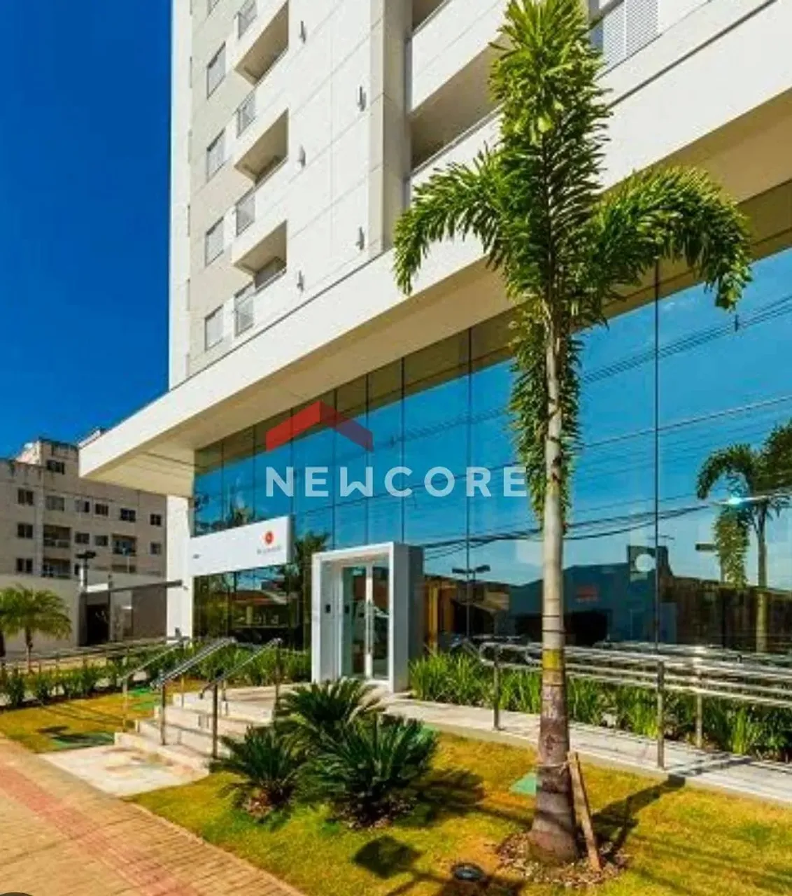 Apartamento em Avenida Celso Garcia Cid - Vila Siam - Londrina/PR