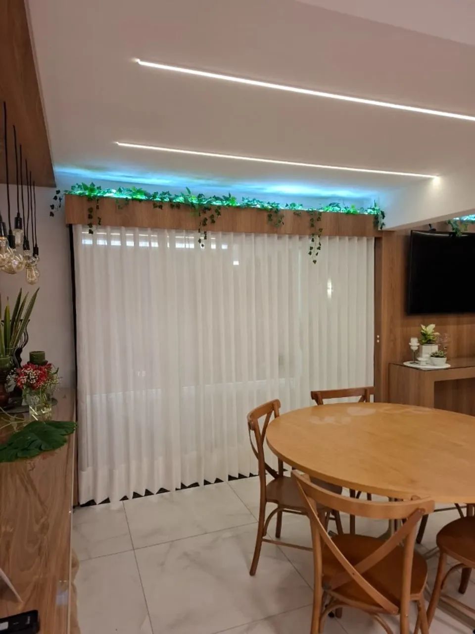 Cortina grande completa com trilho e instalação tecido leve linho com prega wave. - Foto 4