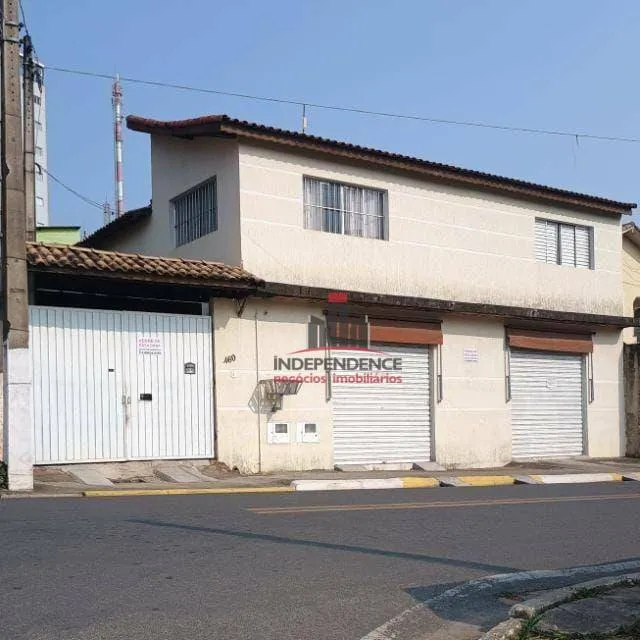Sobrado à venda, 246 m² por R$ 800.000,00 - Centro - Igaratá/SP