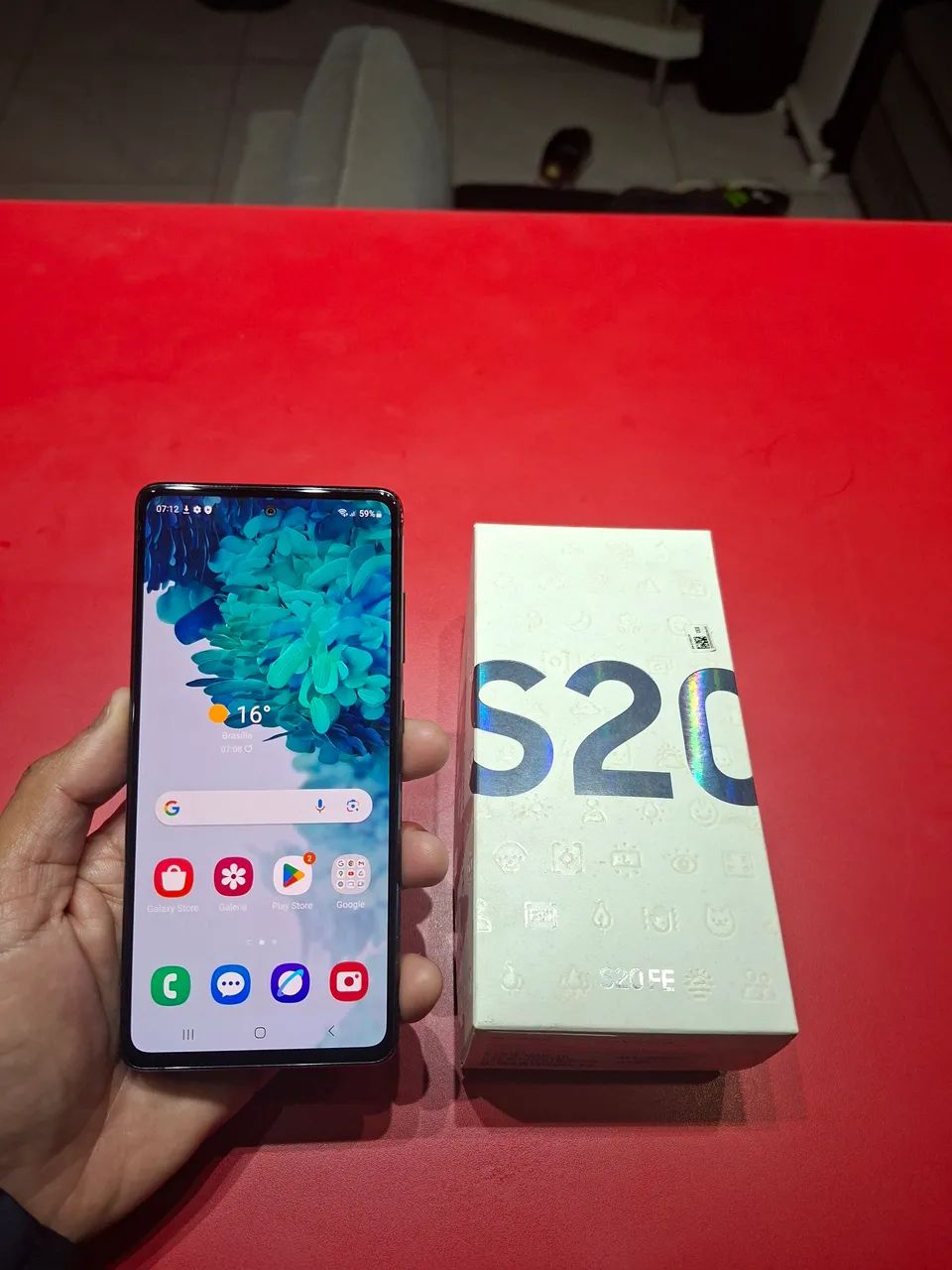 Samsung S20 FE - Seminovo sem carregador