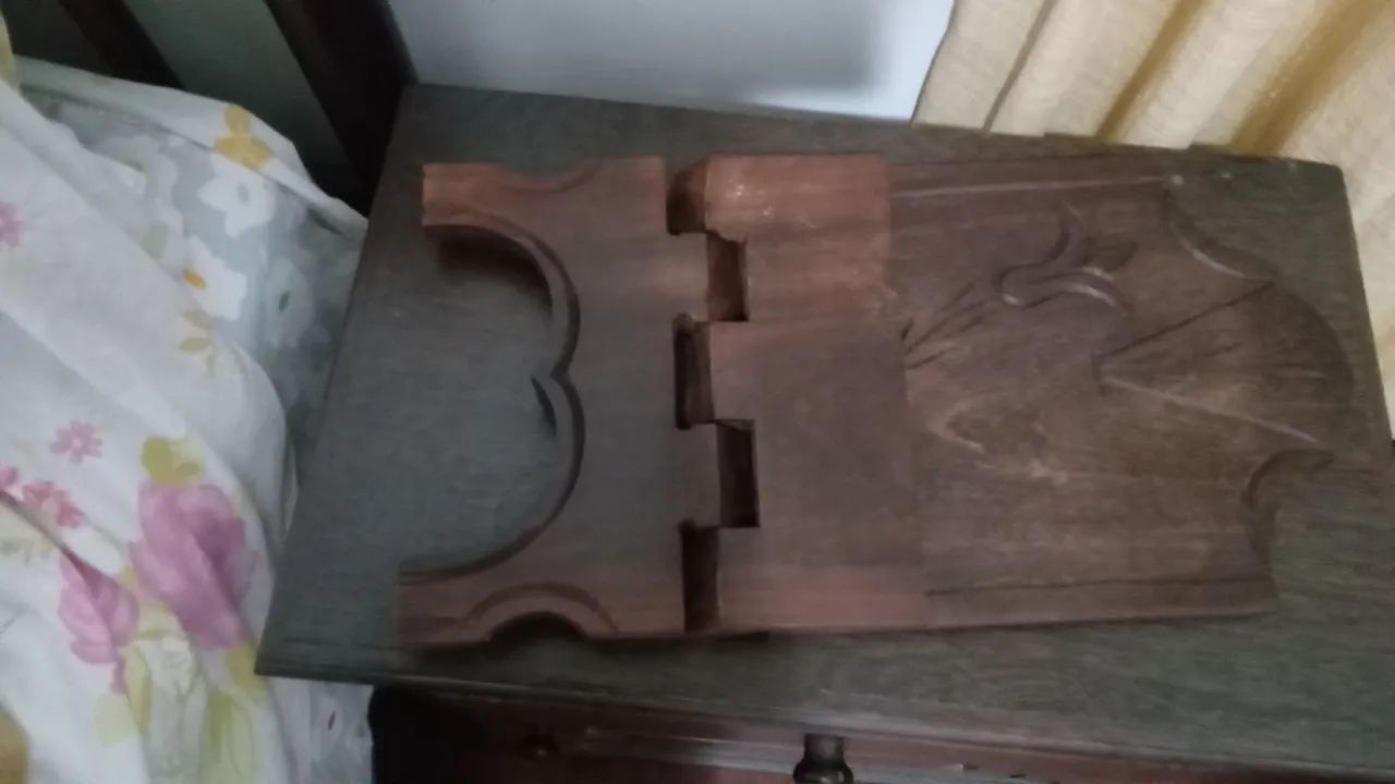 Suporte de Bíblia e  livros de madeira Antigo - Foto 5