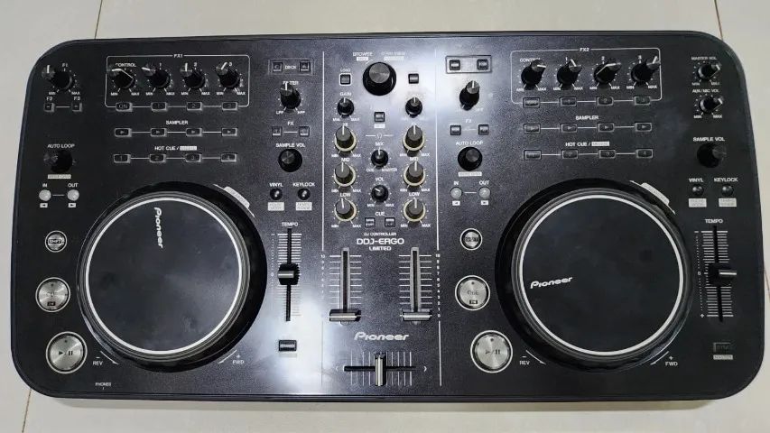 DJ機材 Pioneer DJ DDJ-ERGO Limited Controlador Dj Pioneer Ddj-ergo Limited - Usado