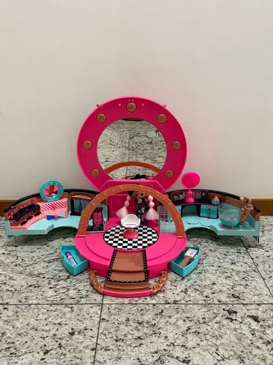Lol Surprise Hair Salon Playset (salão Lol Surprise) 