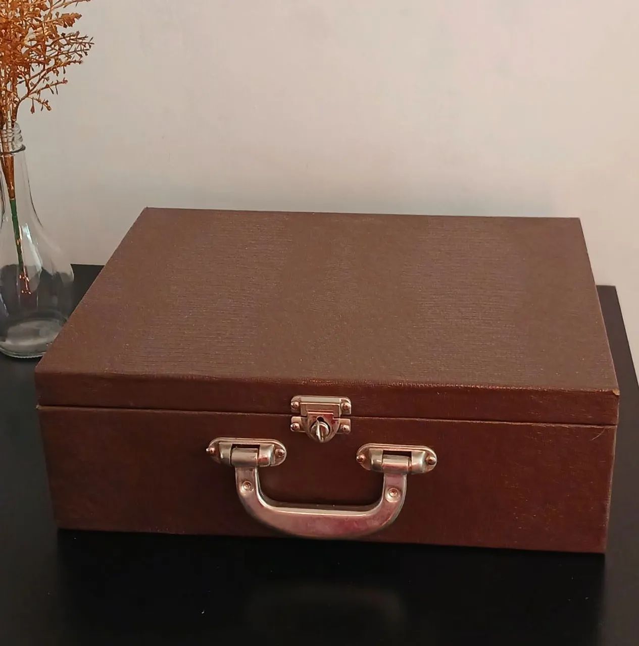 Caixa /maleta de madeira vintage para decoração