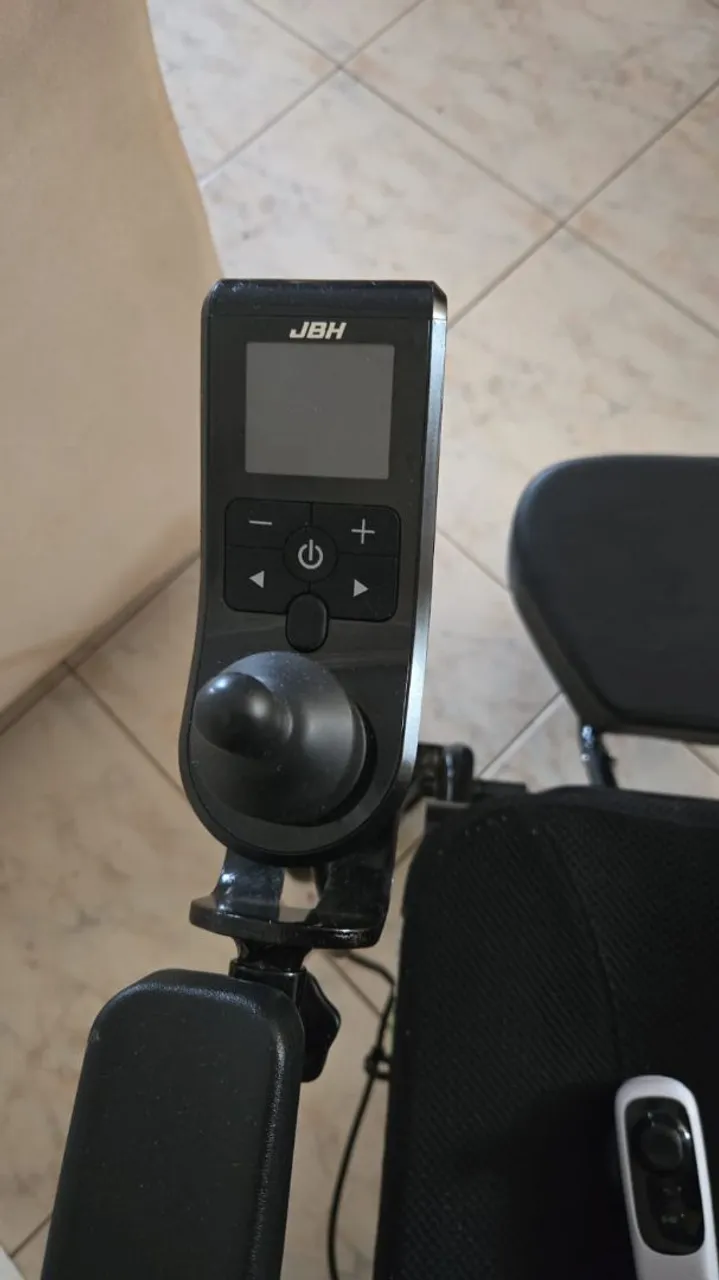 Cadeira de Rodas Power light