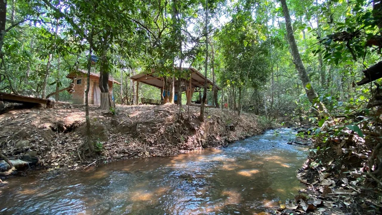 Chácaras de meio alqueire com rancho na beira do córrego!