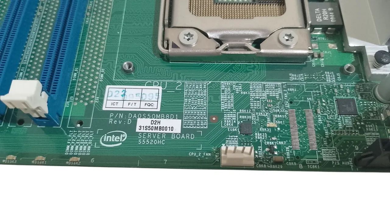 Kit server board Intel s5500hcv Xeon e5520 2.26ghz , cooler , 2gb ddr3  - Foto 3