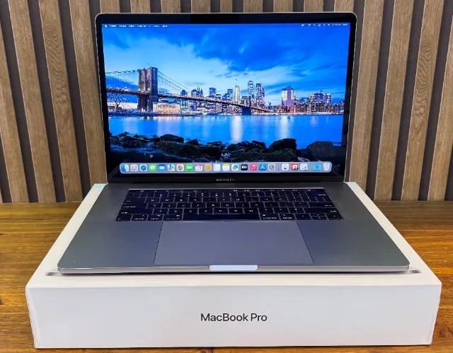 macbook pro i7 2019