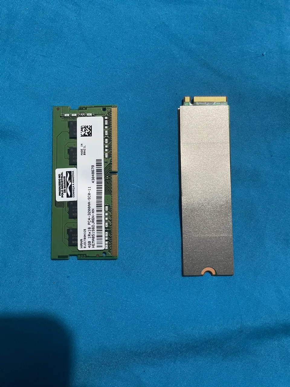 Memória RAM 4GB + SSD M.2