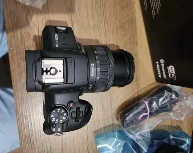 Câmera Canon Eos R100 Mirrorless 4k Com Lente Rf-s 18-45mm Cor Preto - Foto 3