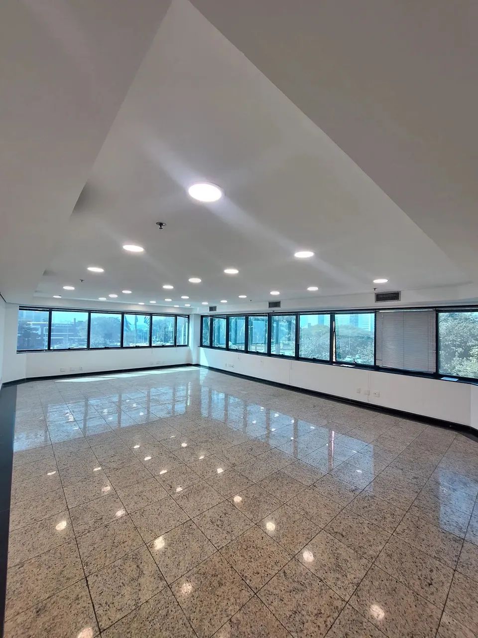 SALA COMERCIAL em BARUERI - SP, ALPHAVILLE INDUSTRIAL