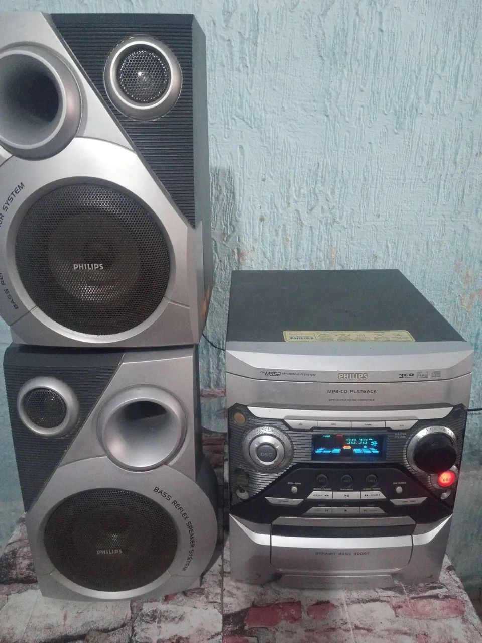 Som com caixas da PHILIPS LEIA A DESCRICAO
