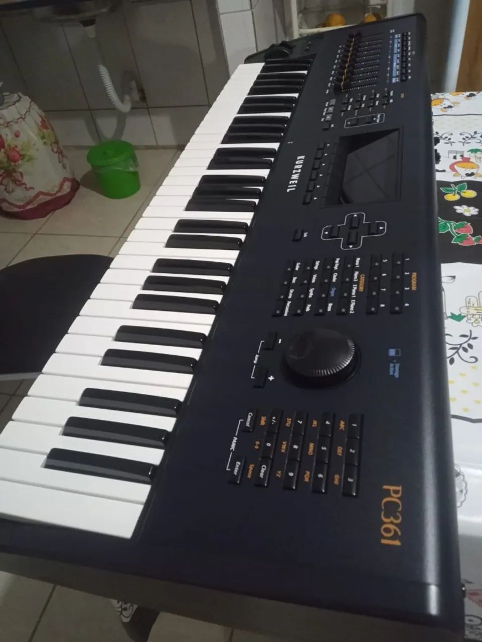 Vendo teclado kurzweil pc3 61 - Foto 4