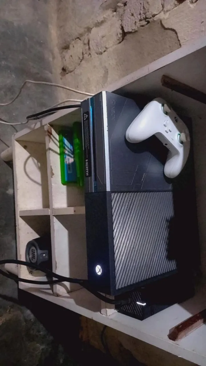Xbox One - Console Completo dois controles