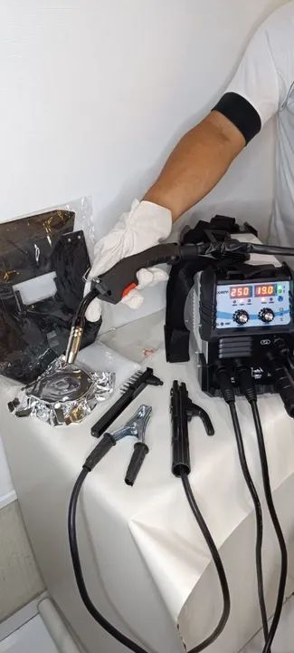 Maquina de Solda Inversora mig.tig eletrodo 250A -  - Foto 5