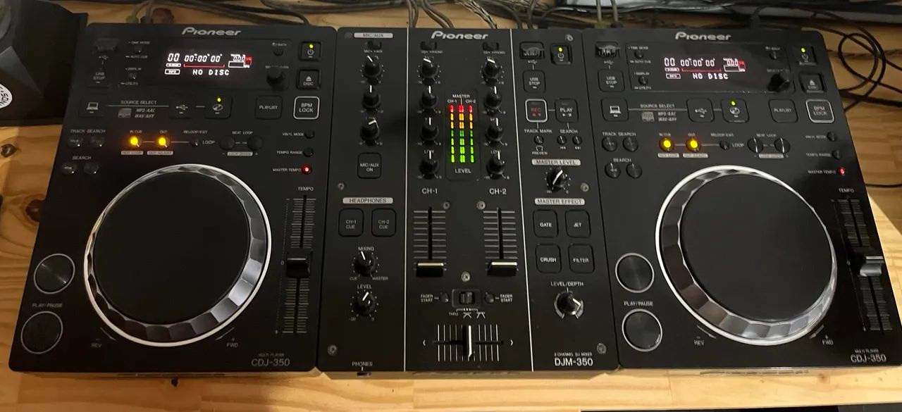 CDJ + Mixer, Pioneer DJM-350 - Instrumentos musicais - Petrópolis