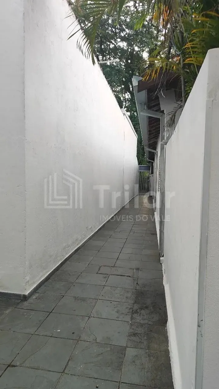 OPORTUNIDADE - LOCAÇÃO 4 SALAS PARA PEQUENO NEGÓCIO COM ESPAÇO COBERTO, PARA PRODUÇÃO E/OU