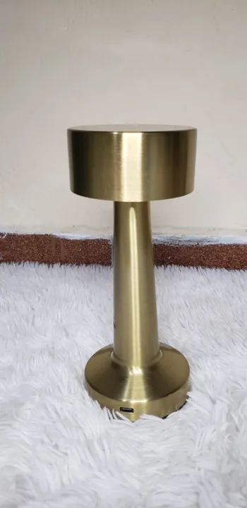 Kit 2 Luminária Abajur Led De Mesa Dourada - Foto 6