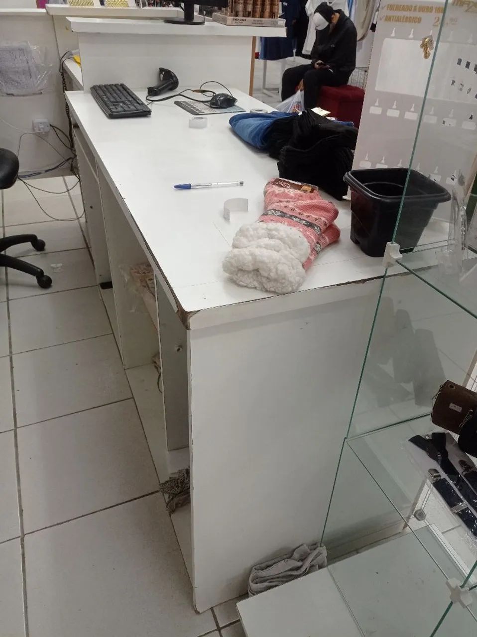 Balcão caixa e balcão para atendimento  - Foto 2