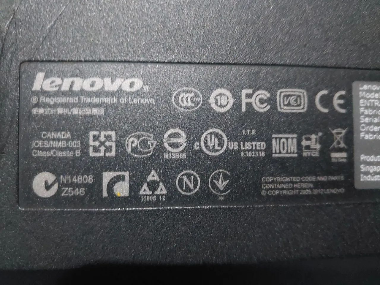 Vendo notebook Lenovo  - Foto 3