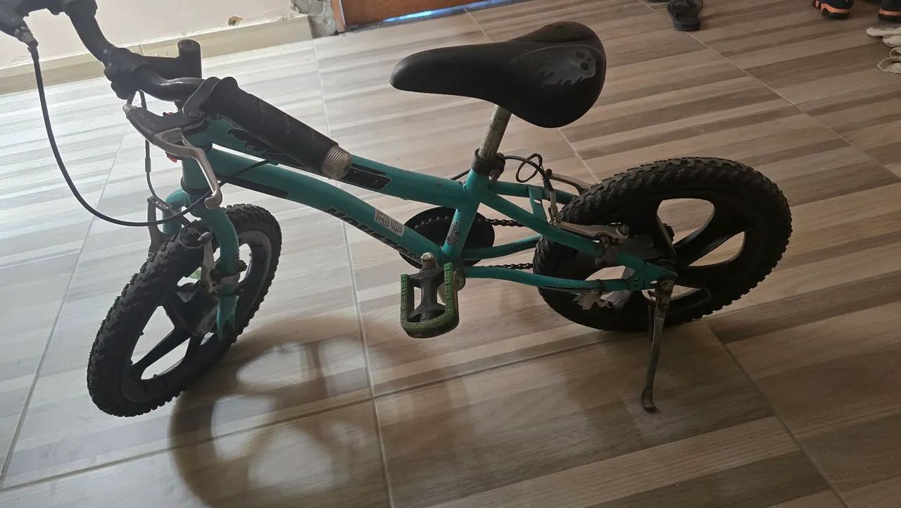 Bicicleta aro 16 bem conservada - Foto 3