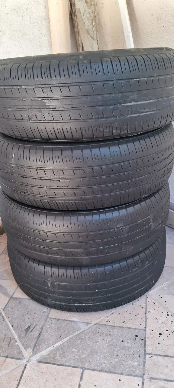 Vendo pneus para carro - Foto 3