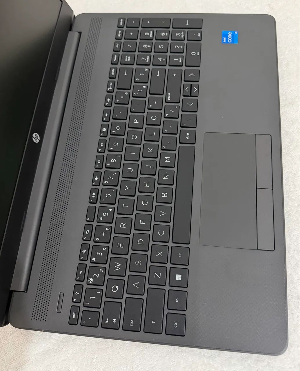 Notebook HP i5 da 13 Geração com SSD NVMe 256GB e 8GB DDr4, Tela
