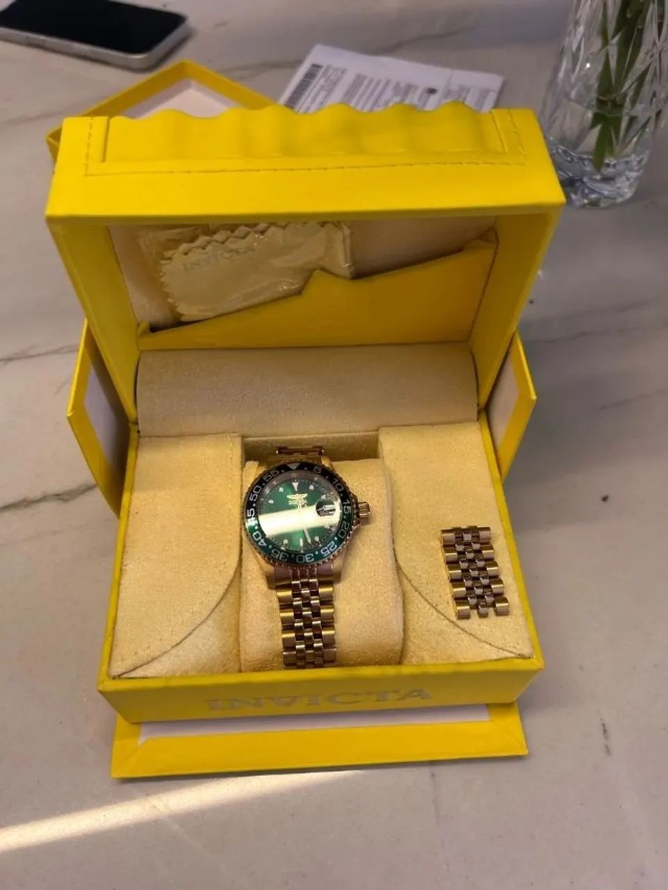 Relógio invicta pro diver 36044 dourado - Foto 2