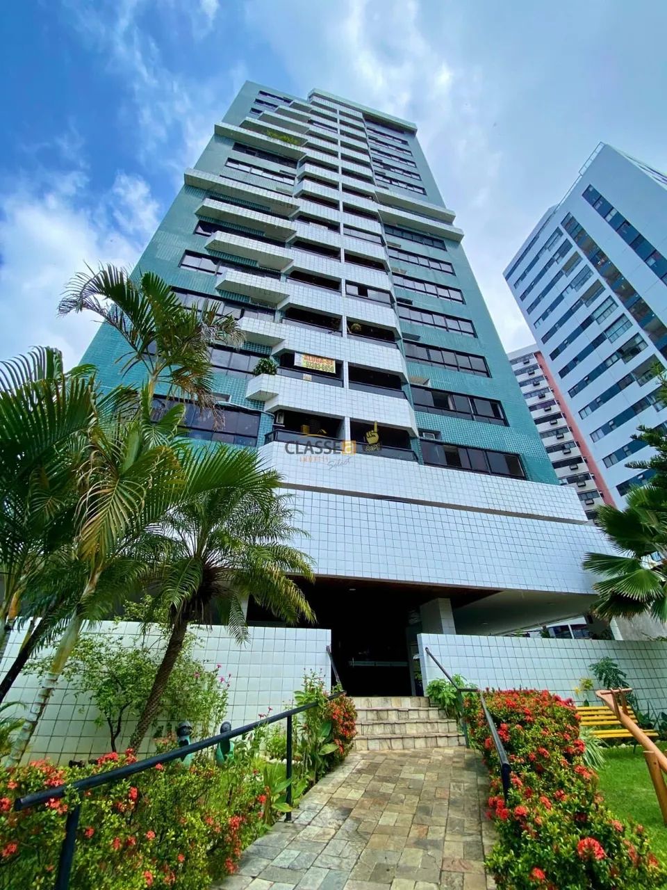 Apartamento com Vista Mar 3 Quartos em Candeias