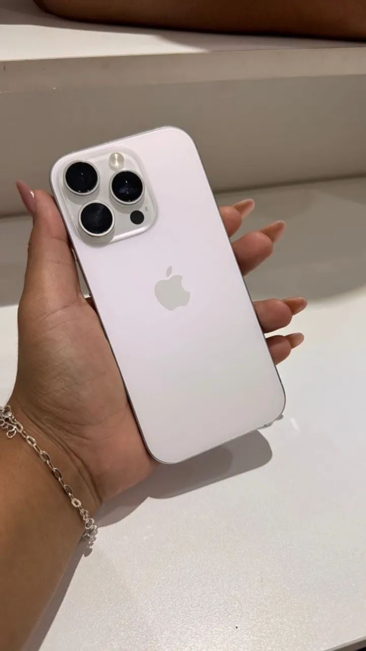 iPhone 16 pro  - Foto 2
