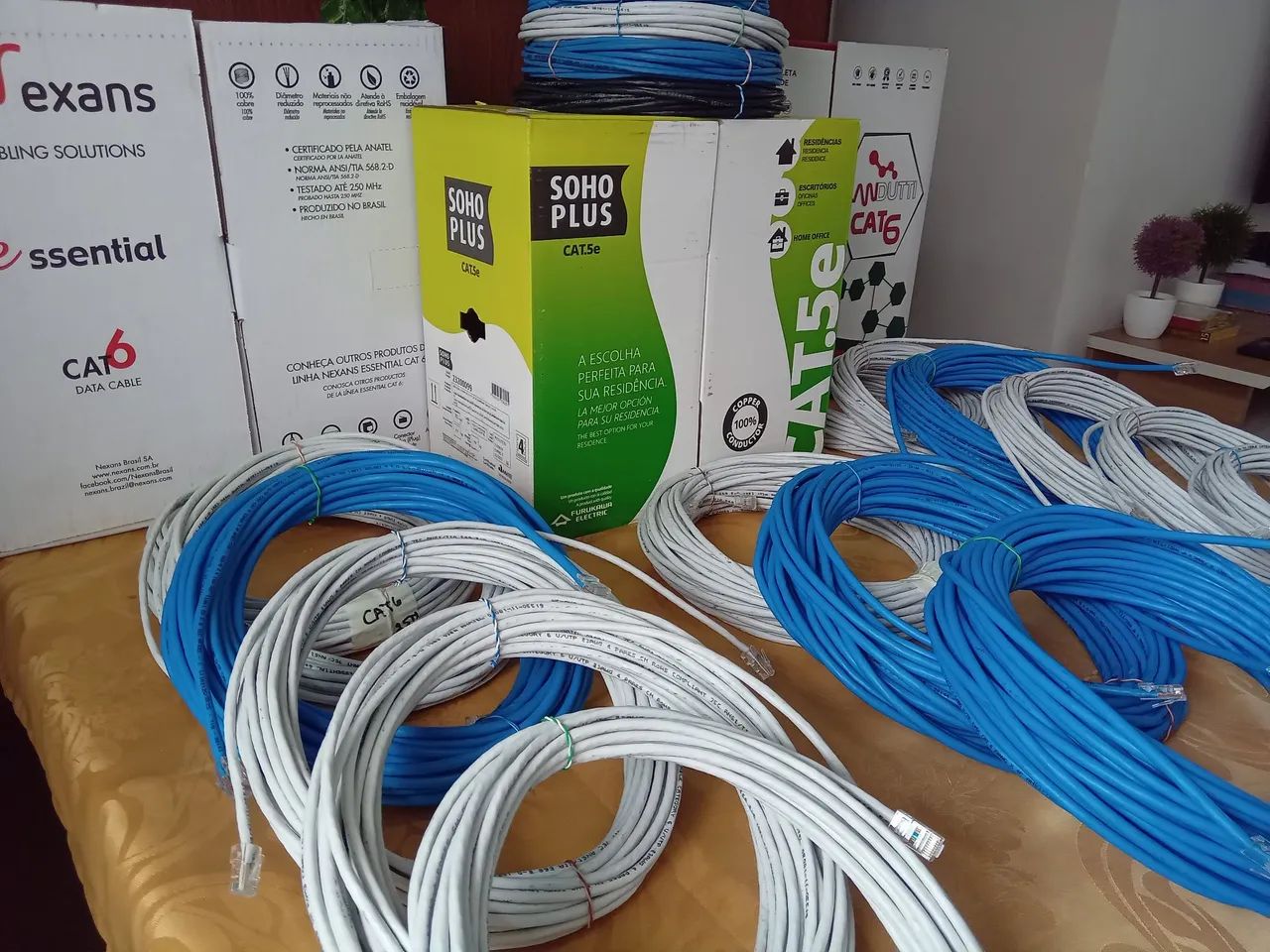 Cabo de internet CAT6 e CAT.5e 1,2,3,5,7,10,12,15,20,25,30,40 metros 10GBPS 250MHZ  - Foto 2