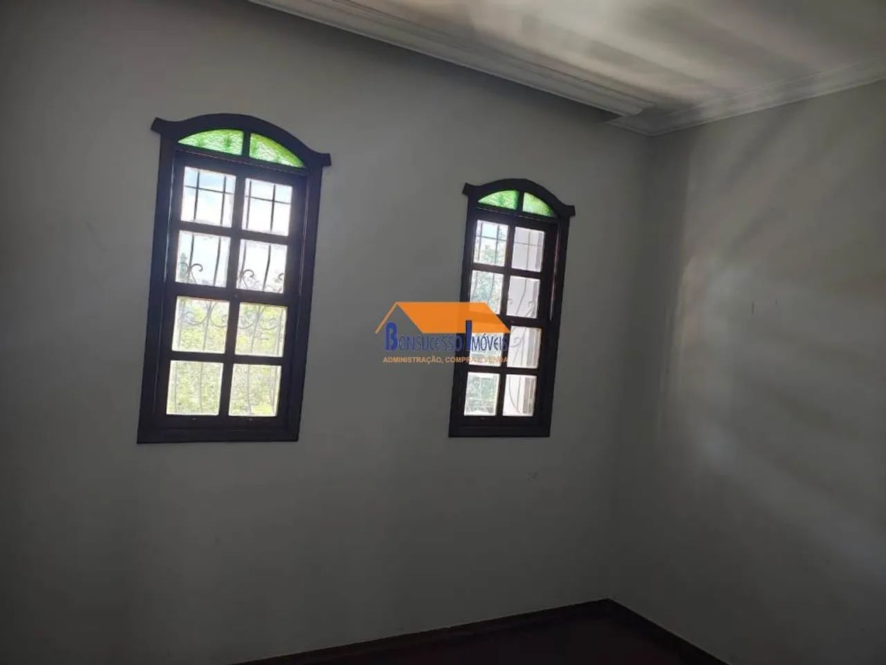 casa de 4 quartos, Bairro Serrano em Belo Horizonte - Foto 4