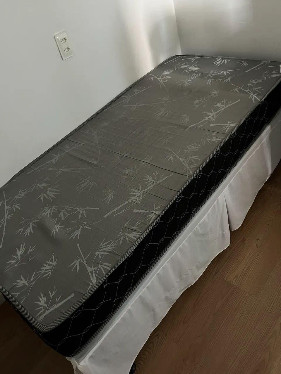 VENDE-SE DUAS CAMAS SOLTEIRÃO  - Foto 5