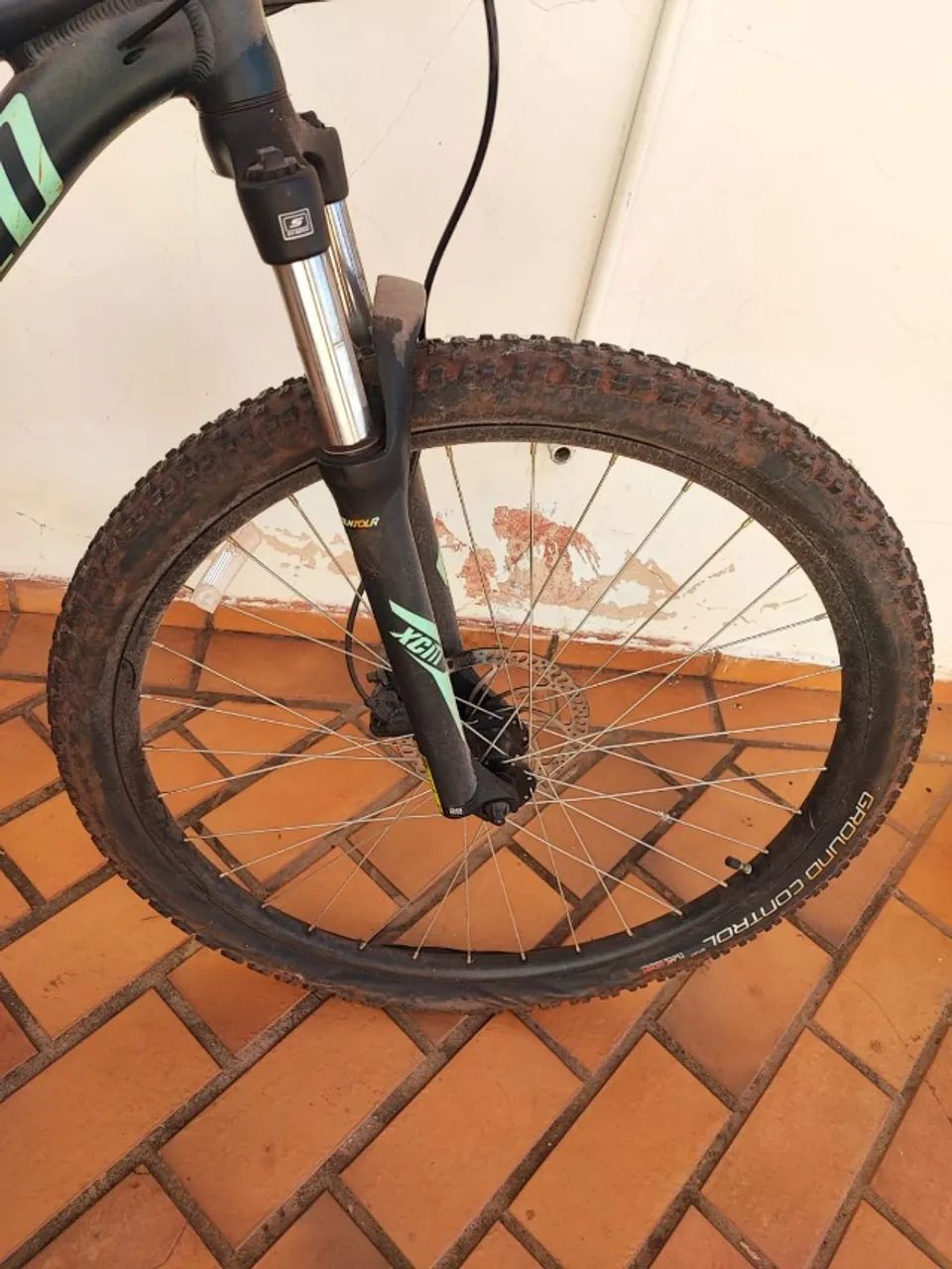 Bicicleta Rockhopper Sport 29 - Foto 2