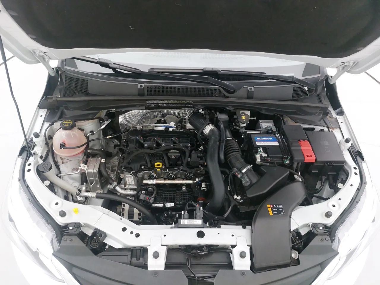 Chevrolet Onix Sedan Plus Premier 1.0 12V TB Flex Aut. 4P, foto 10 de 18
