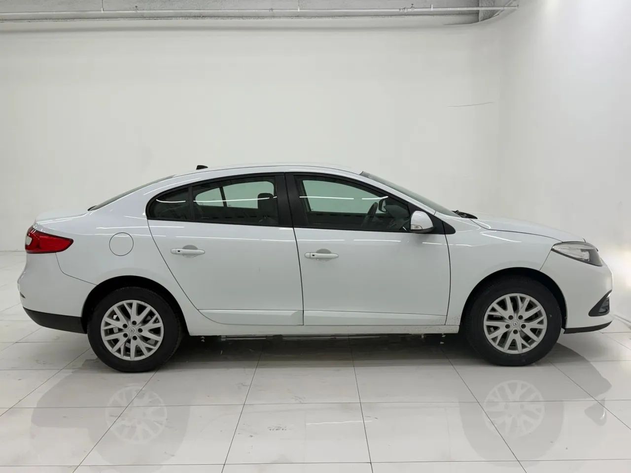 Renault Fluence 2016 - Foto 4