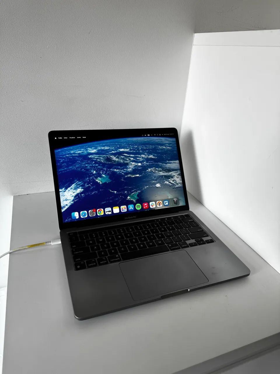 MacBook Pro 13? Apple M2 (2022) - Touch Bar, 8GB, 256GB SSD