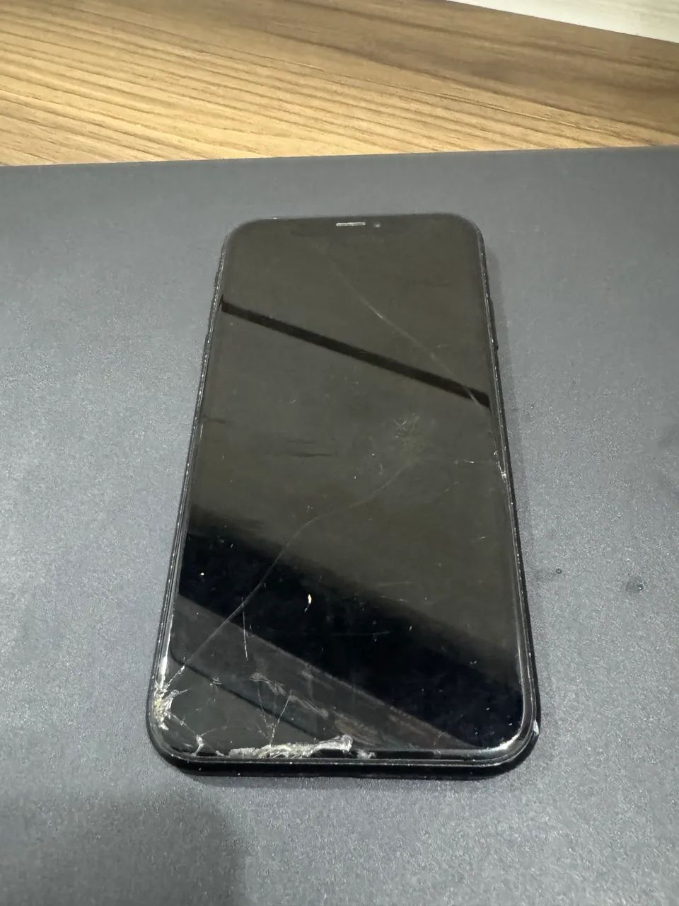 3 iPhones - Foto 3